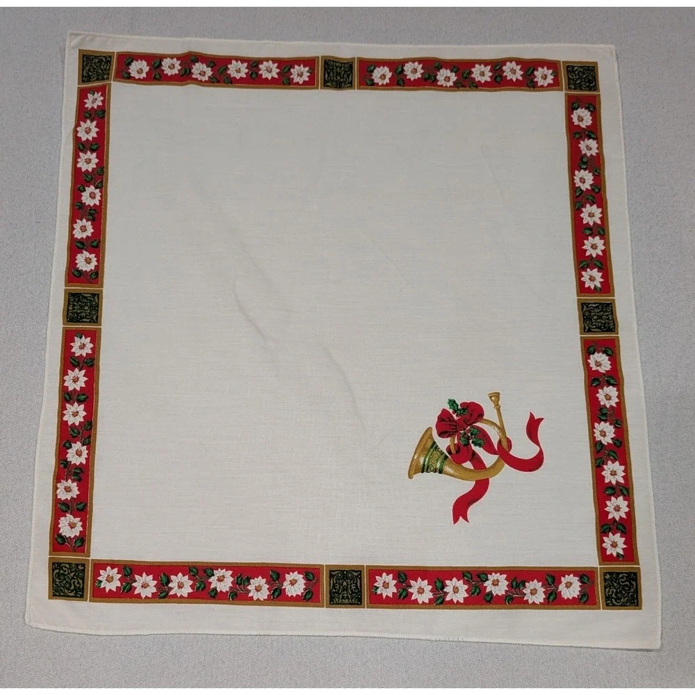 Christmas Table Linens Lot 3pc White Red Green Excellent Holiday Decor
